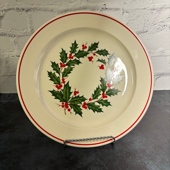 Vintage Taylor Smith & Taylor Holiday Wreath Ironstone Dinner Plates, Set of 5 - Picture 2 of 7